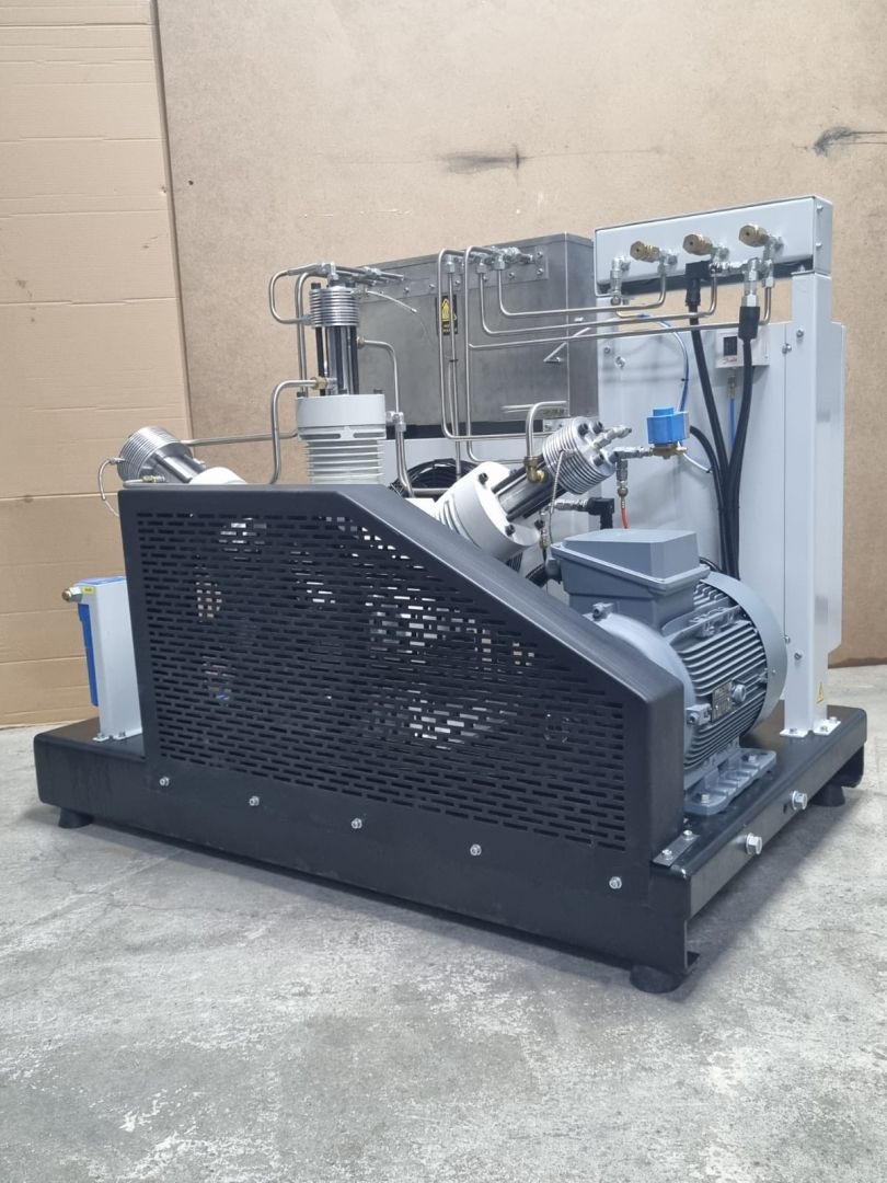 OKSİJEN AZOT ARGON KOMPRESÖR SİSTEMİ